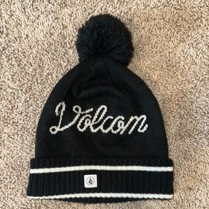 Volcom Women’s Black Pom-Pom Beanie